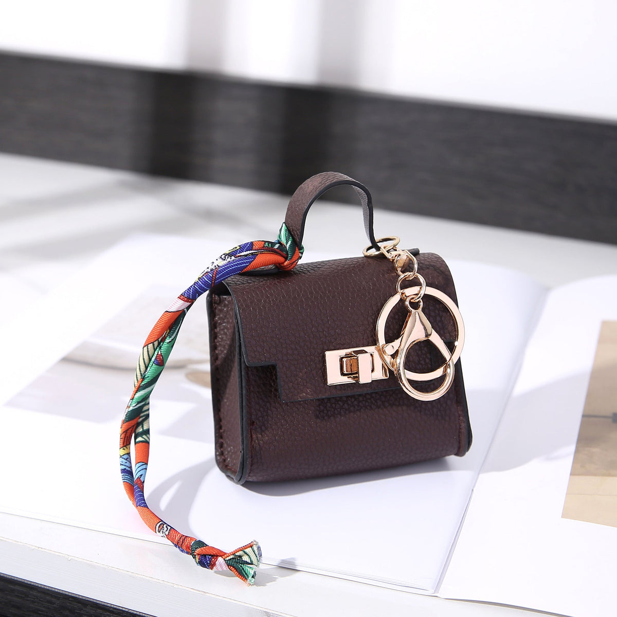 Vintage Twist Lock Mini Leather Bag Charm, Luxury Airpod Pouch Coin Purse with Silk Scarf Ribbon, Designer Tiny Keychain Wallet for Handbag