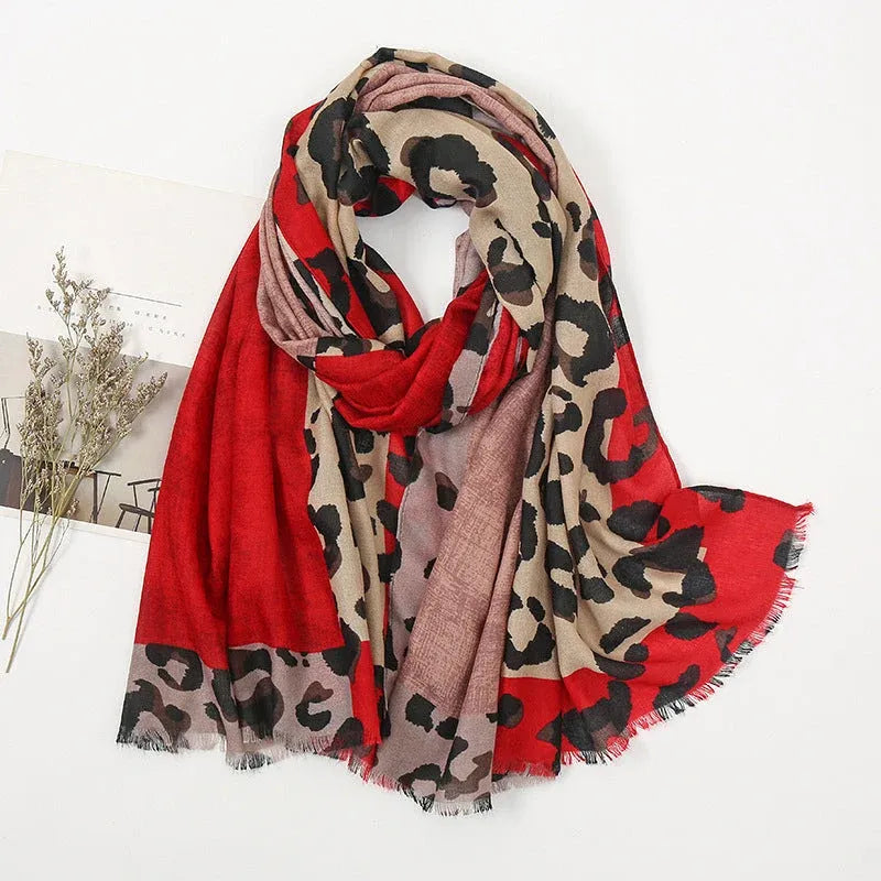 ✨🧣Versatile Lightweight Leopard Print Shawl Scarf